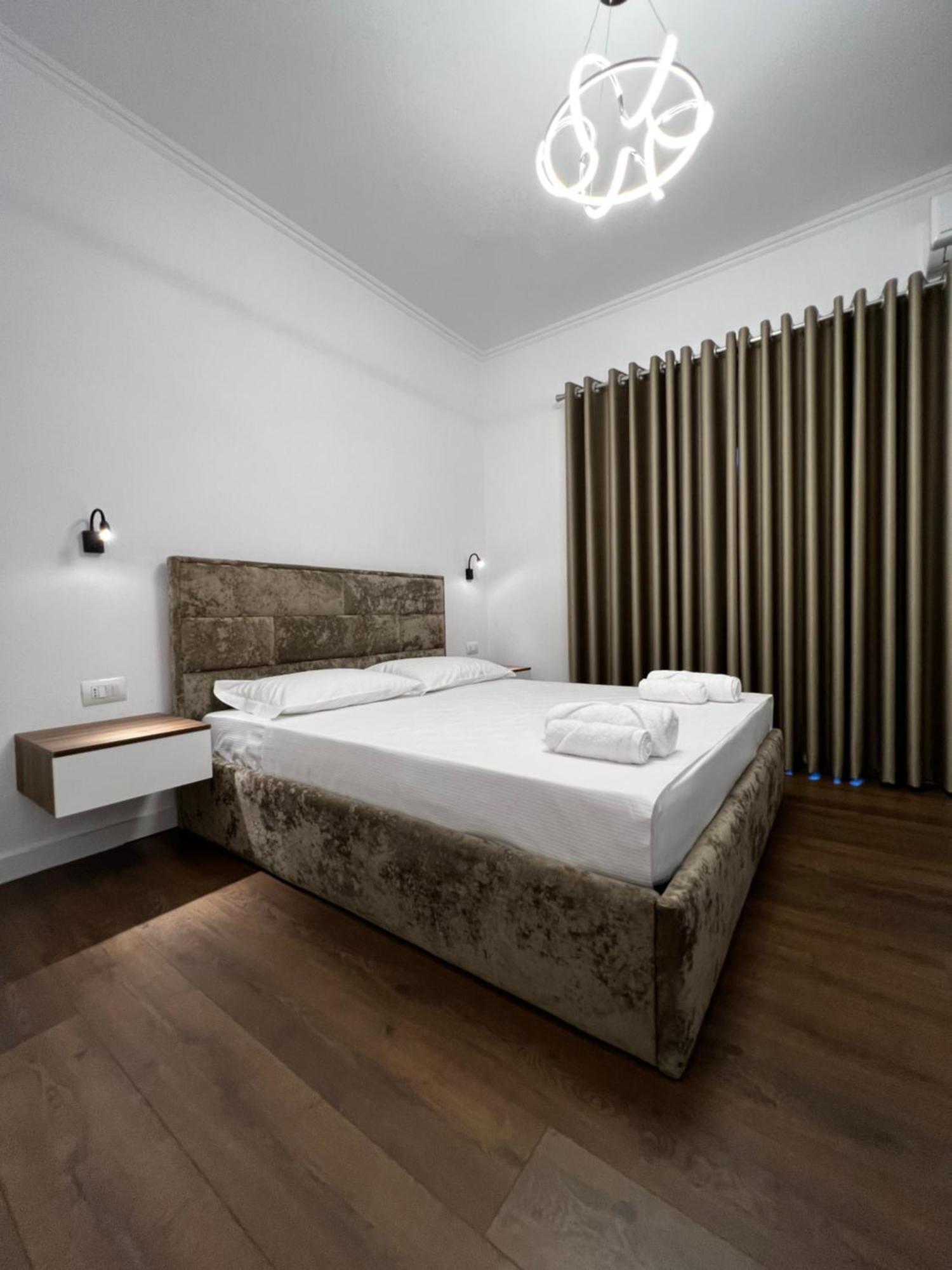 Villa Niku Berat Exterior foto
