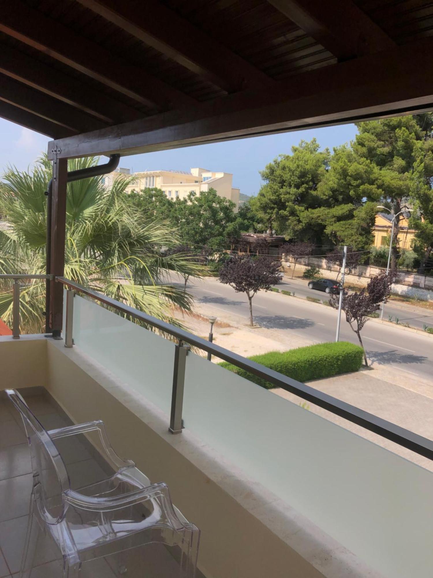 Villa Niku Berat Exterior foto
