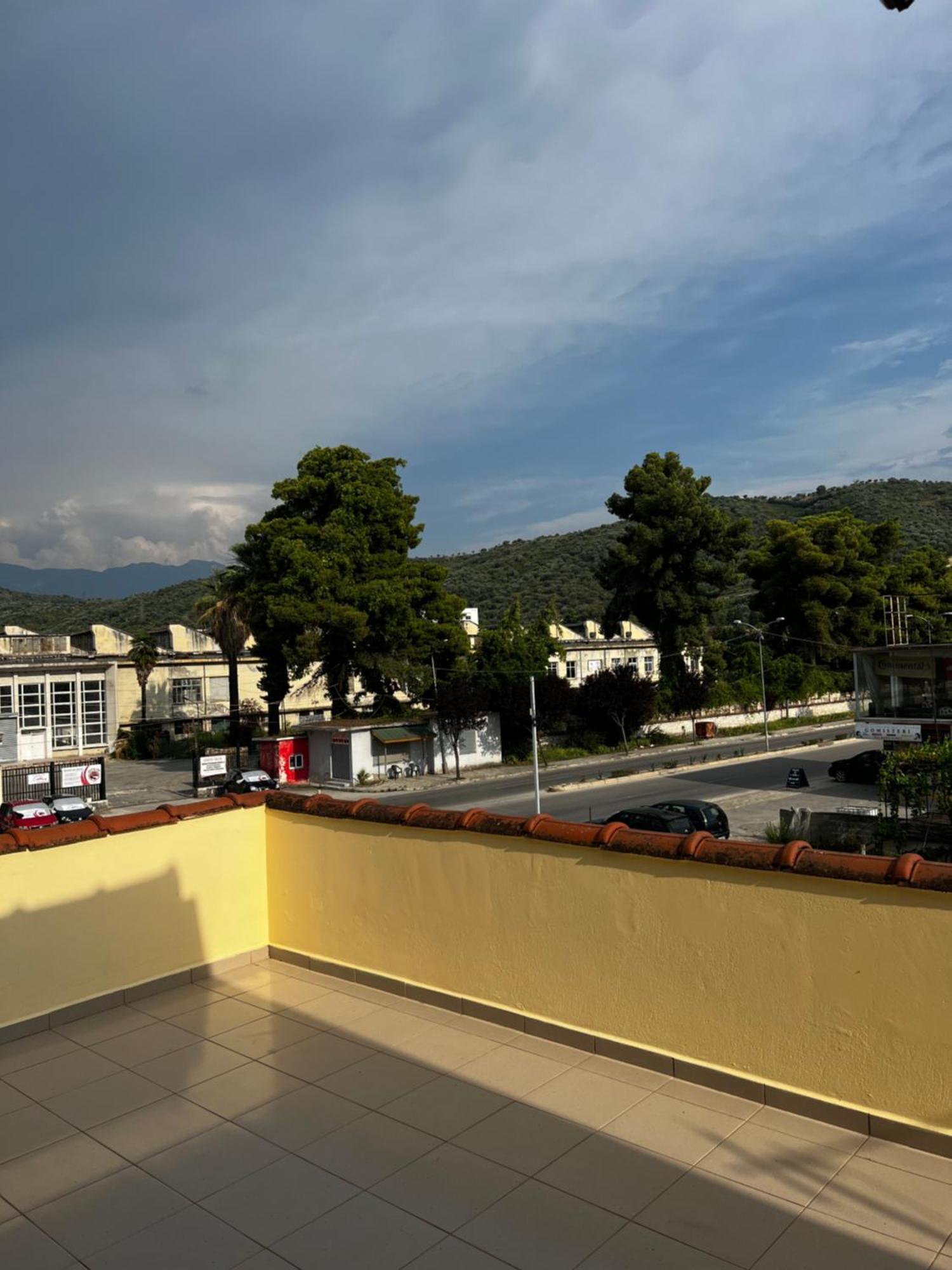 Villa Niku Berat Exterior foto
